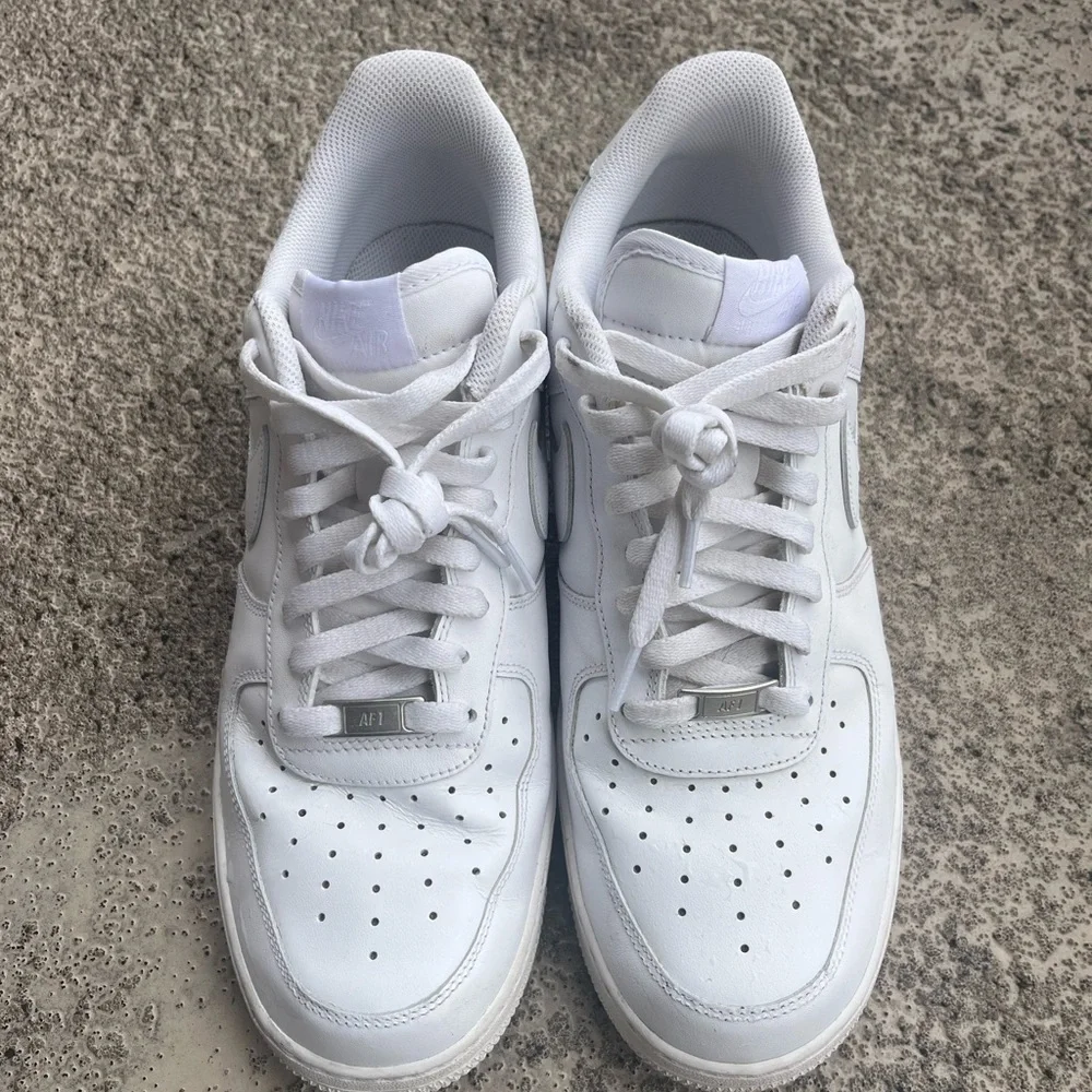 Air Force One’s - Picture 2 of 4